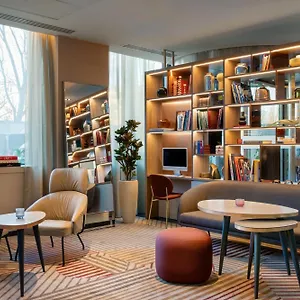 Hotel Ac Porte Maillot By Marriott, París