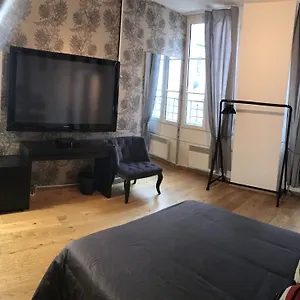 Atypique - Saint-germain Des Prés Appartement