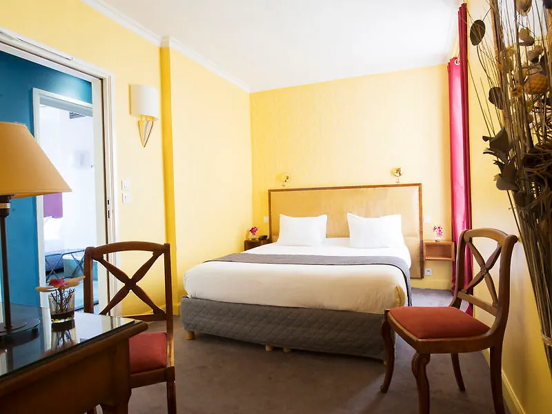 France Louvre Hotel Paris