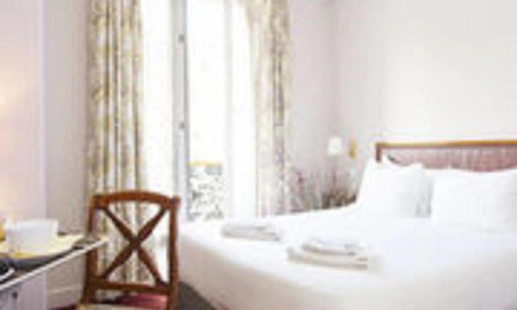 France Louvre Hotel Paris
