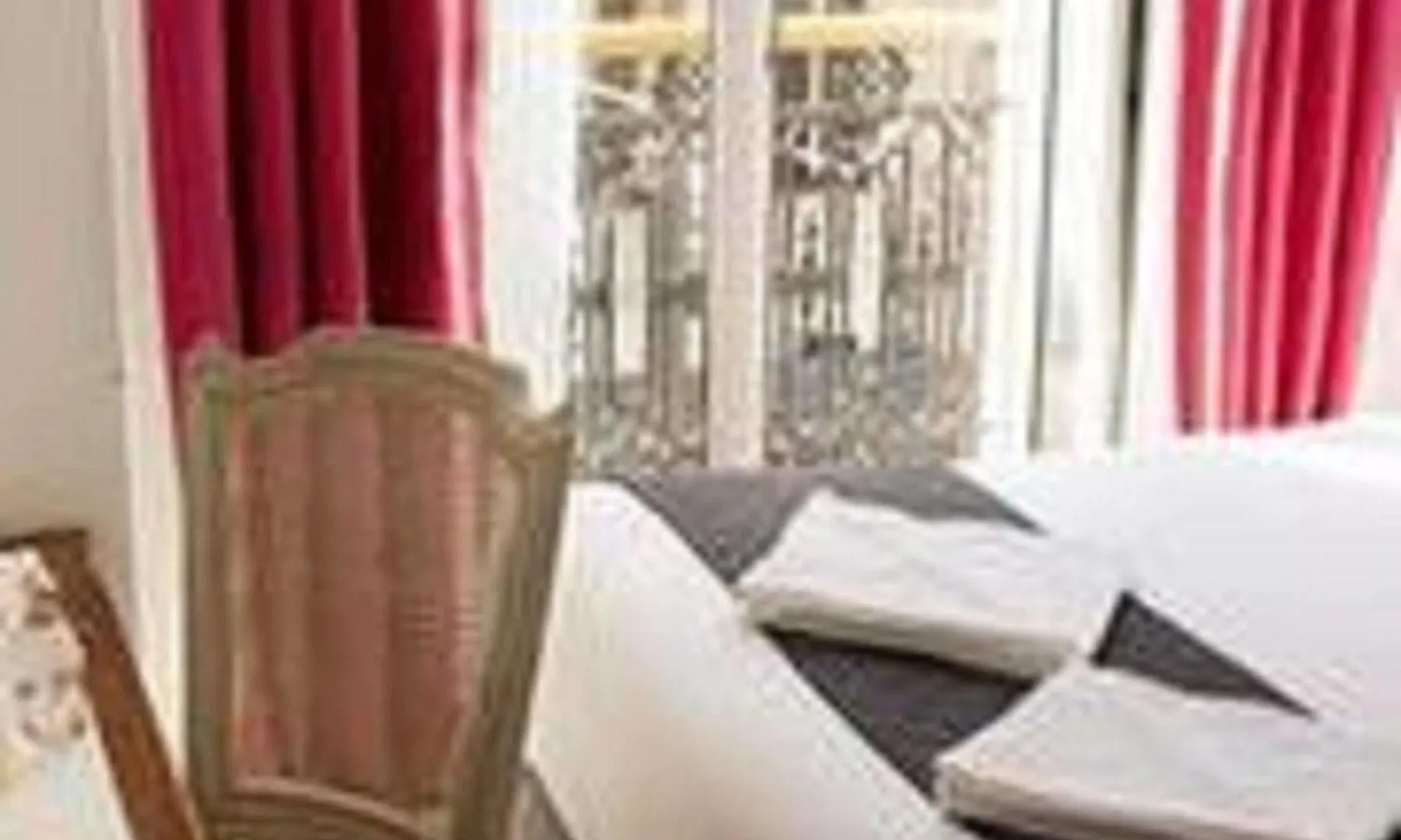 ***  France Louvre Hotel Paris France